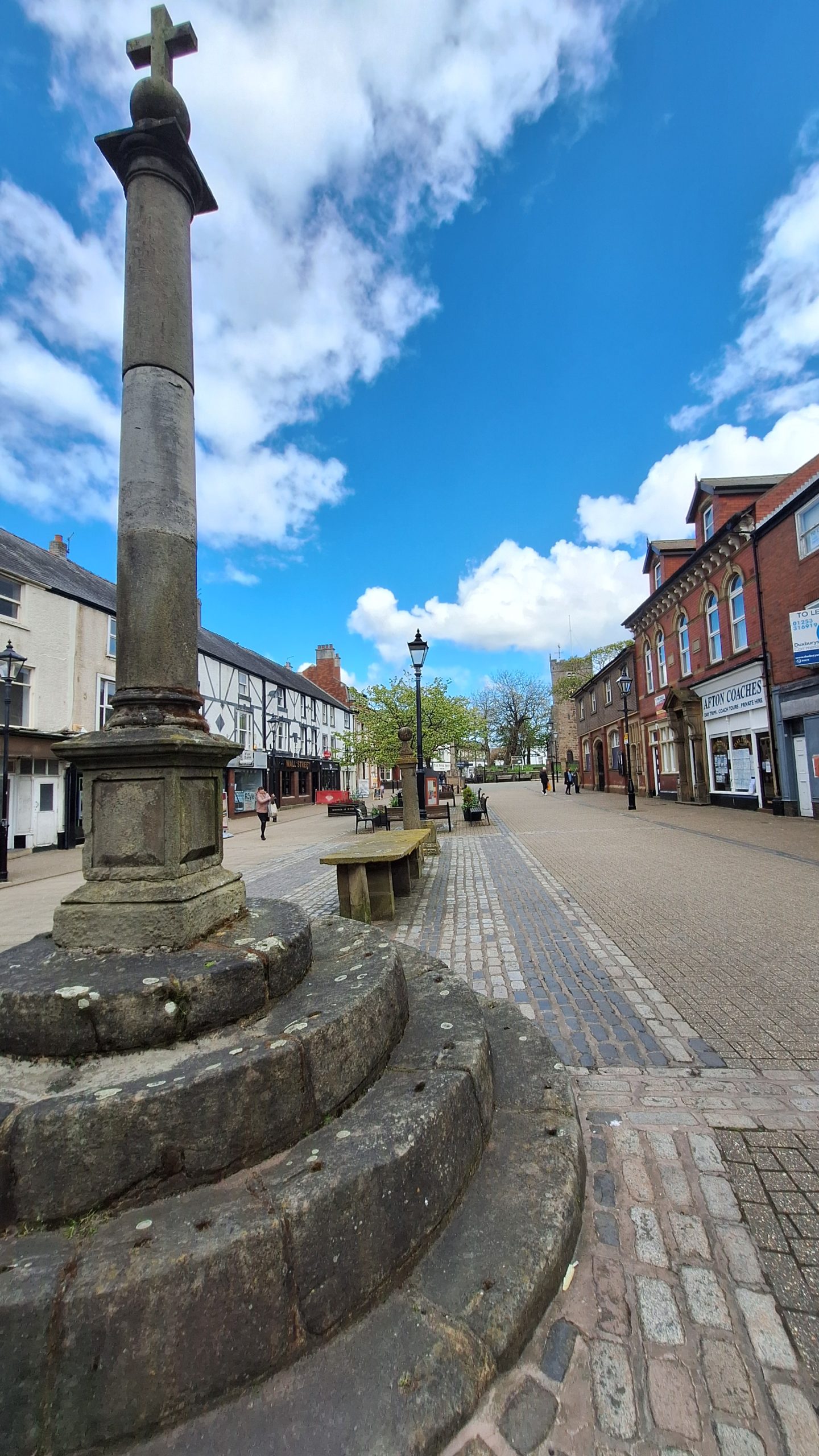 Poulton high street Market cross (2) Poulton high street Market cross (2)