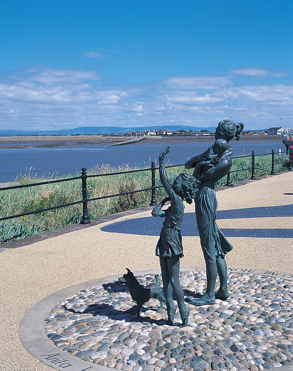 Welcome Home Statue - Fleetwood Photo credit: Nick Harrison
